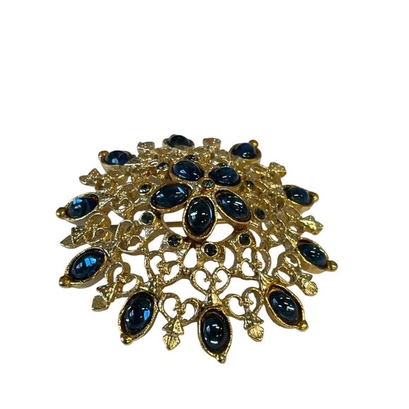Vintage Gold-Tone Brooch Blue Rhinestones Filigree Floral Elegant Statement Pin - Picture 2 of 4